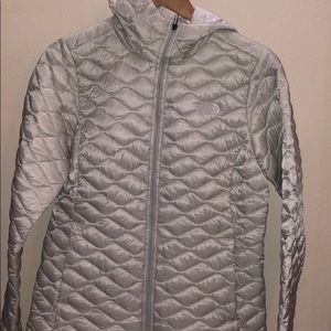 The North Face Women’s Thermoball Hoodie Jacket